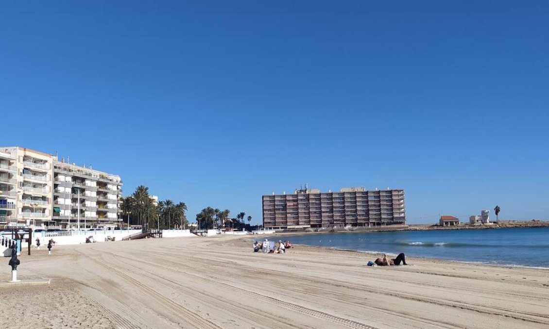 Wiederverkauf - Wohnung -
Torrevieja - PLAYA LOS LOCOS