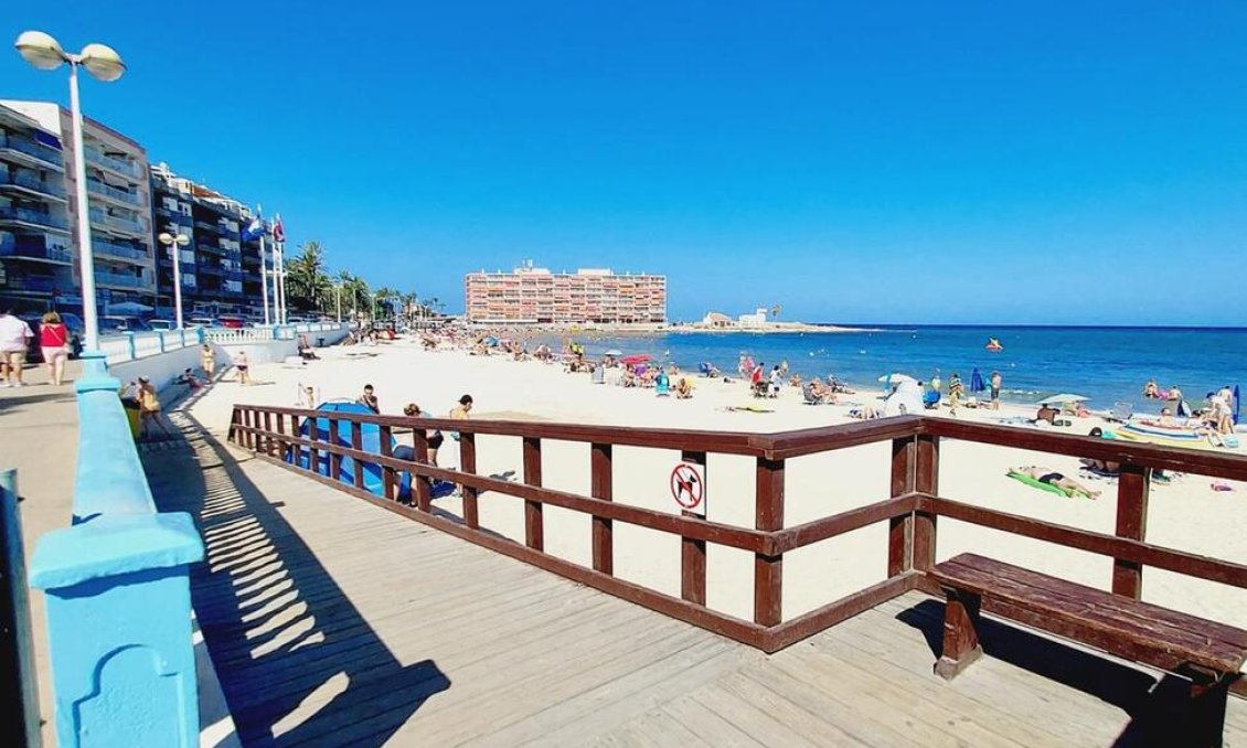 Wiederverkauf - Wohnung -
Torrevieja - PLAYA LOS LOCOS