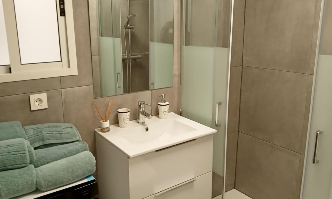 Segunda mano - Apartamento -
Torrevieja - CENTRE