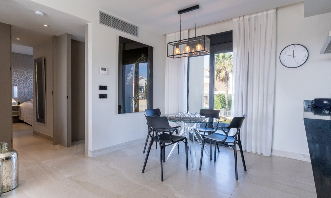 Segunda mano - Ático -
Orihuela Costa - Costa Blanca
