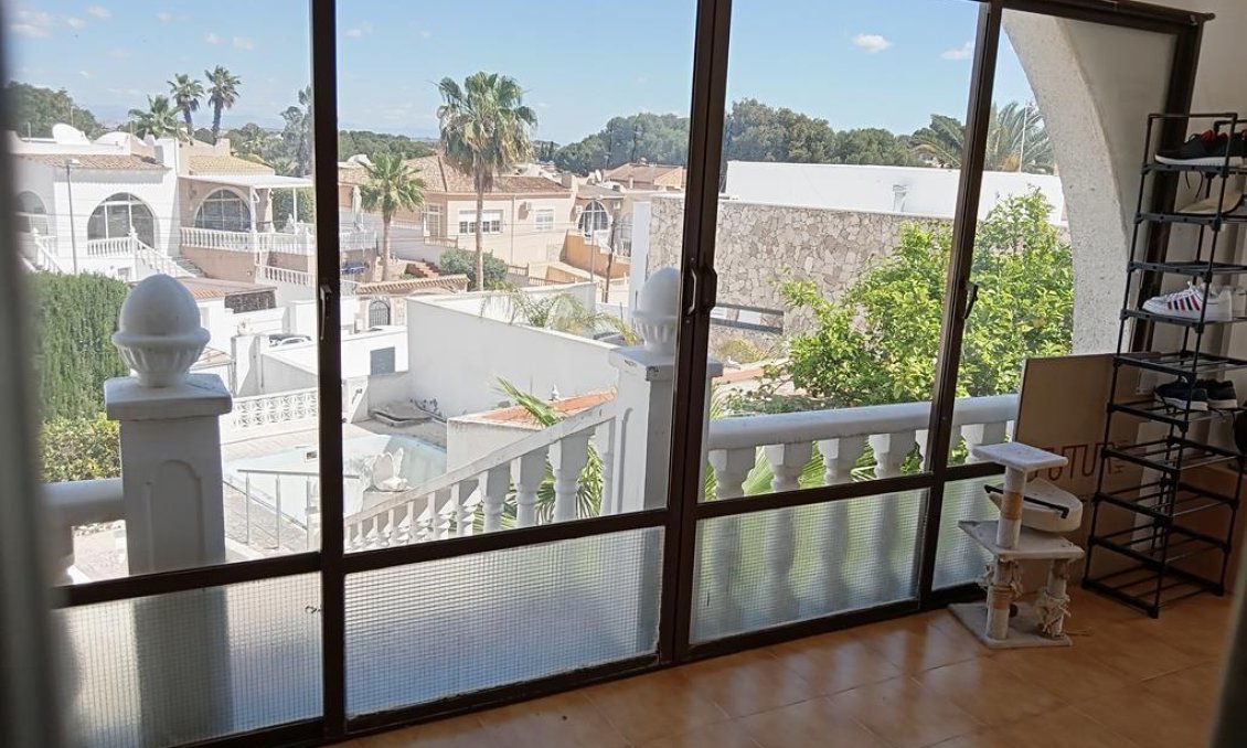 Segunda mano - Semi Detached -
Torrevieja - Los Balcones