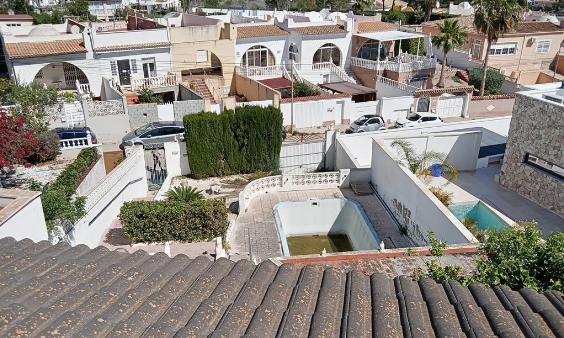 Segunda mano - Semi Detached -
Torrevieja - Los Balcones