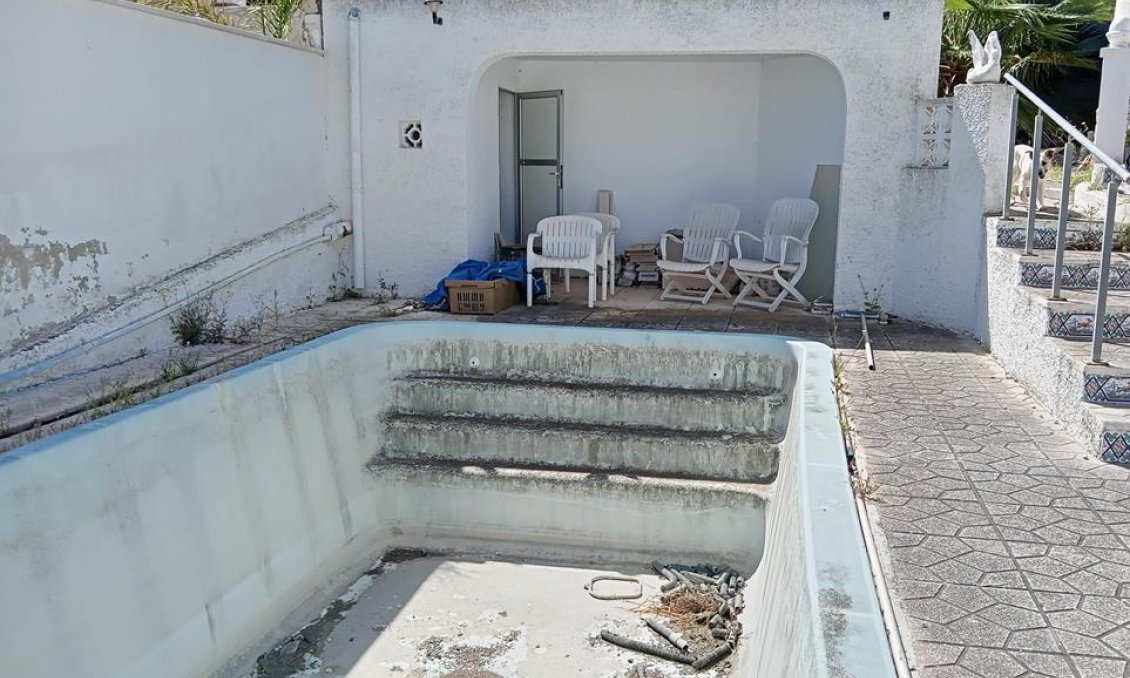 Segunda mano - Semi Detached -
Torrevieja - Los Balcones