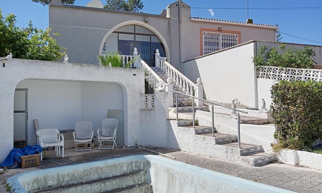 Segunda mano - Semi Detached -
Torrevieja - Los Balcones