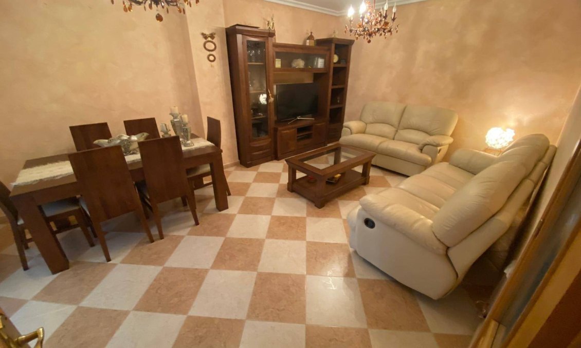 Segunda mano - Apartamento -
Callosa de Segura - Paseo De La Estacion