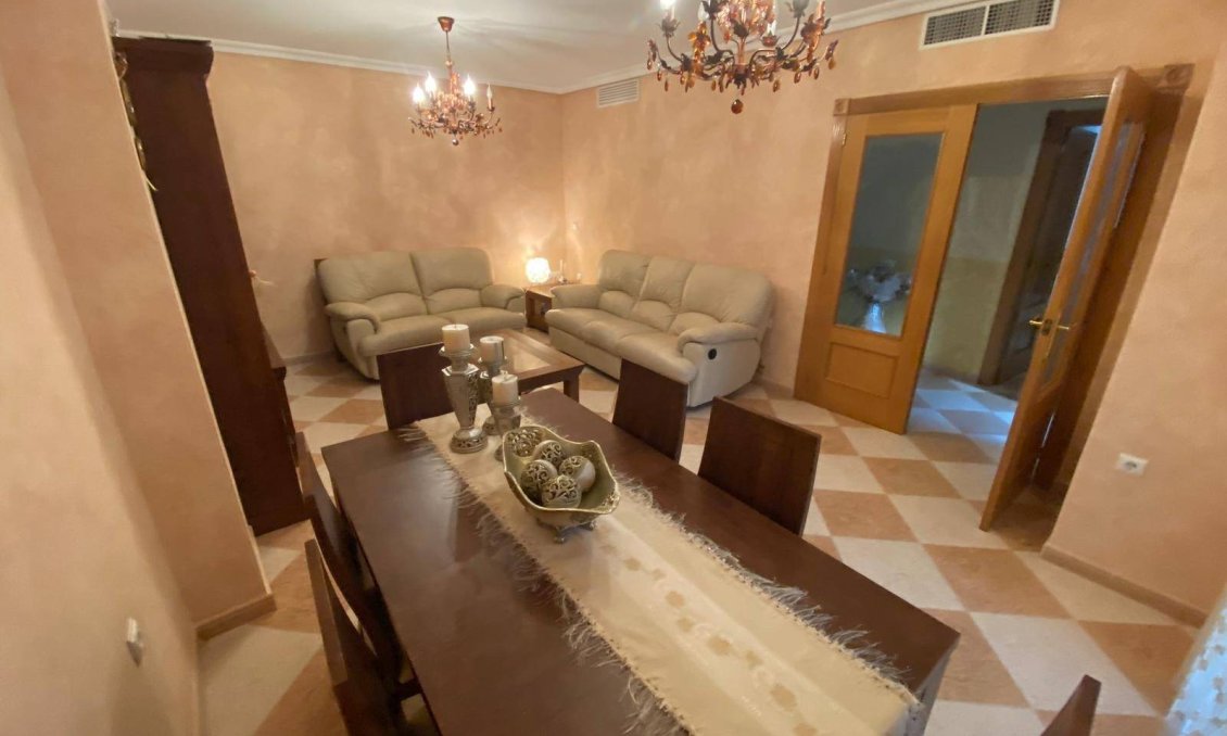 Segunda mano - Apartamento -
Callosa de Segura - Paseo De La Estacion