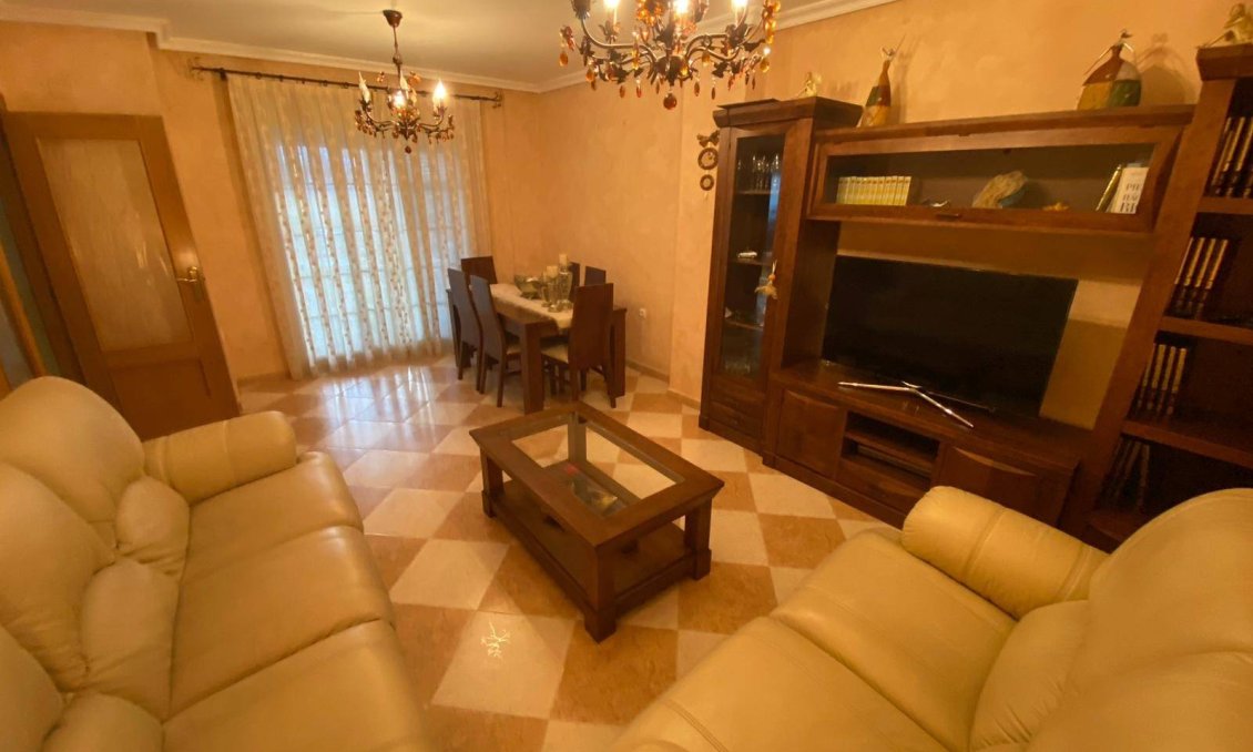 Segunda mano - Apartamento -
Callosa de Segura - Paseo De La Estacion