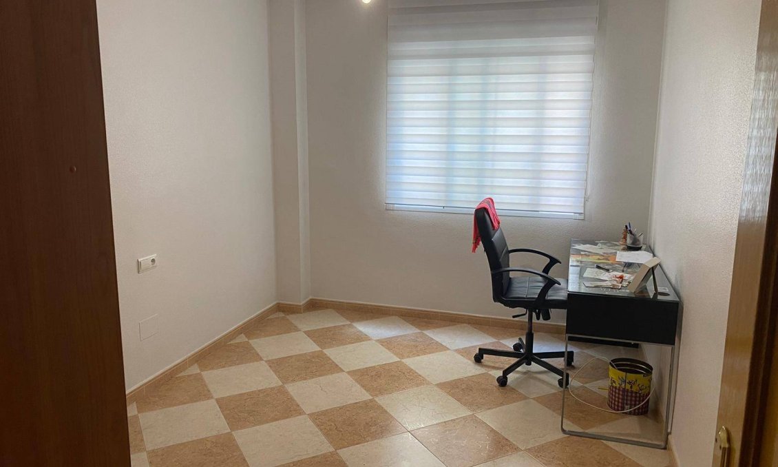 Segunda mano - Apartamento -
Callosa de Segura - Paseo De La Estacion