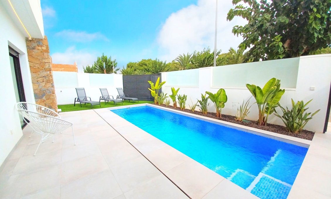 Wiederverkauf - Villa -
Pilar de la Horadada - Costa Blanca