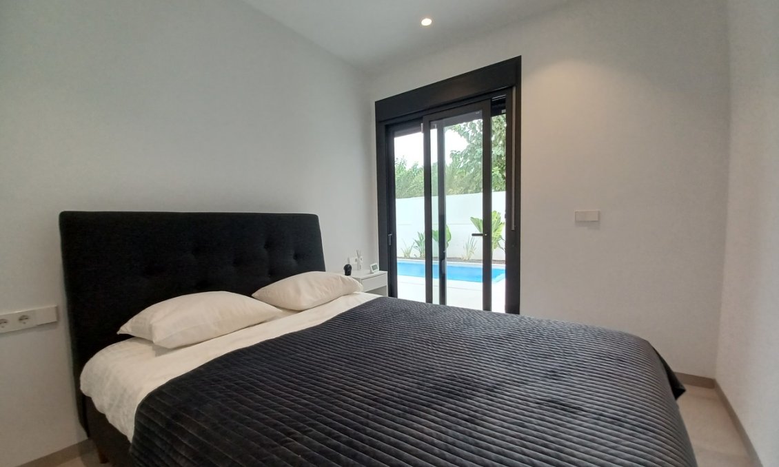 Wiederverkauf - Villa -
Pilar de la Horadada - Costa Blanca