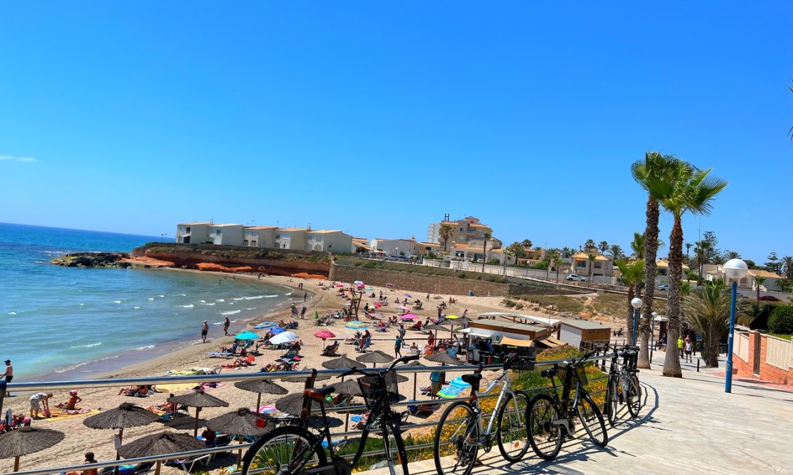 Wiederverkauf - Villa -
Pilar de la Horadada - Costa Blanca