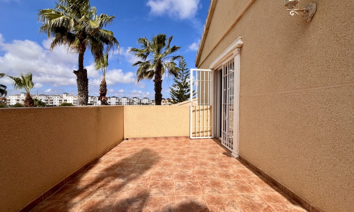 Segunda mano - Villa -
La Zenia - Costa Blanca