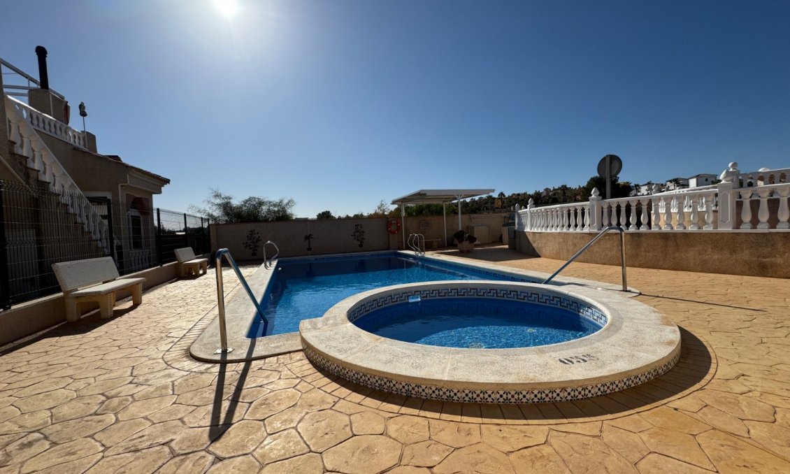 Segunda mano - Villa -
Algorfa - Inland