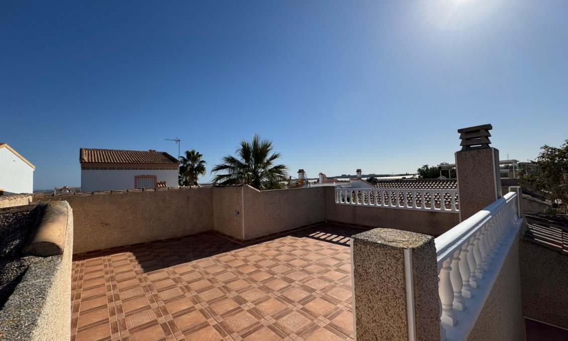 Segunda mano - Villa -
Algorfa - Inland