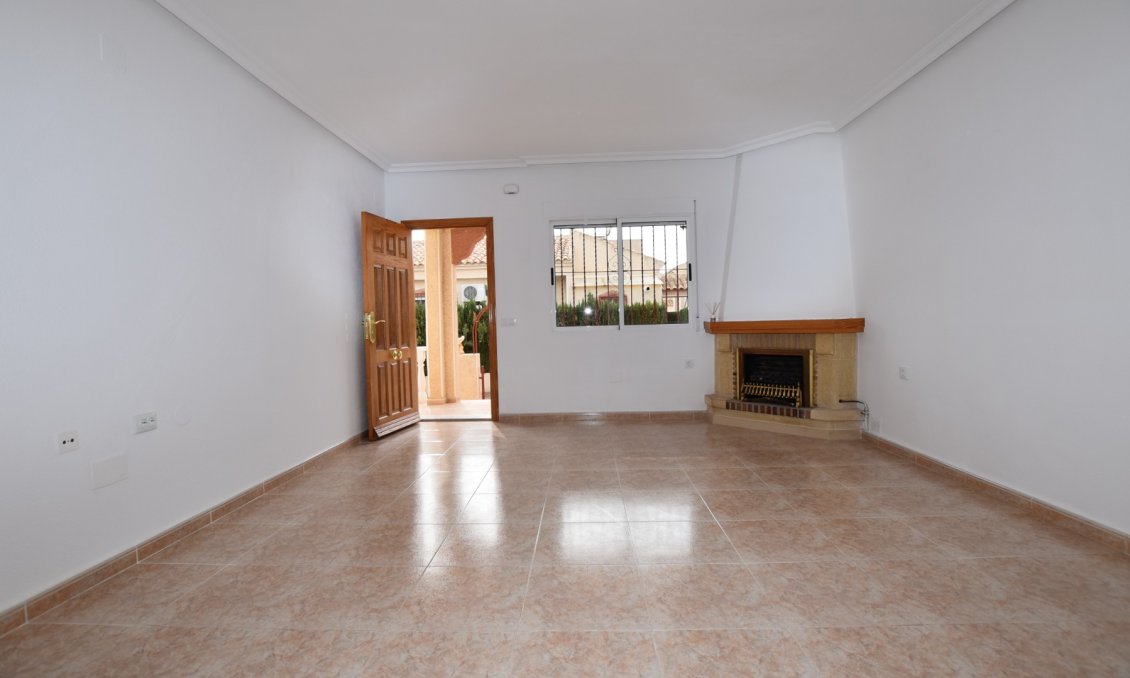 Segunda mano - Villa -
Algorfa - Inland