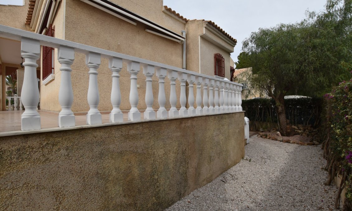 Segunda mano - Villa -
Algorfa - Inland
