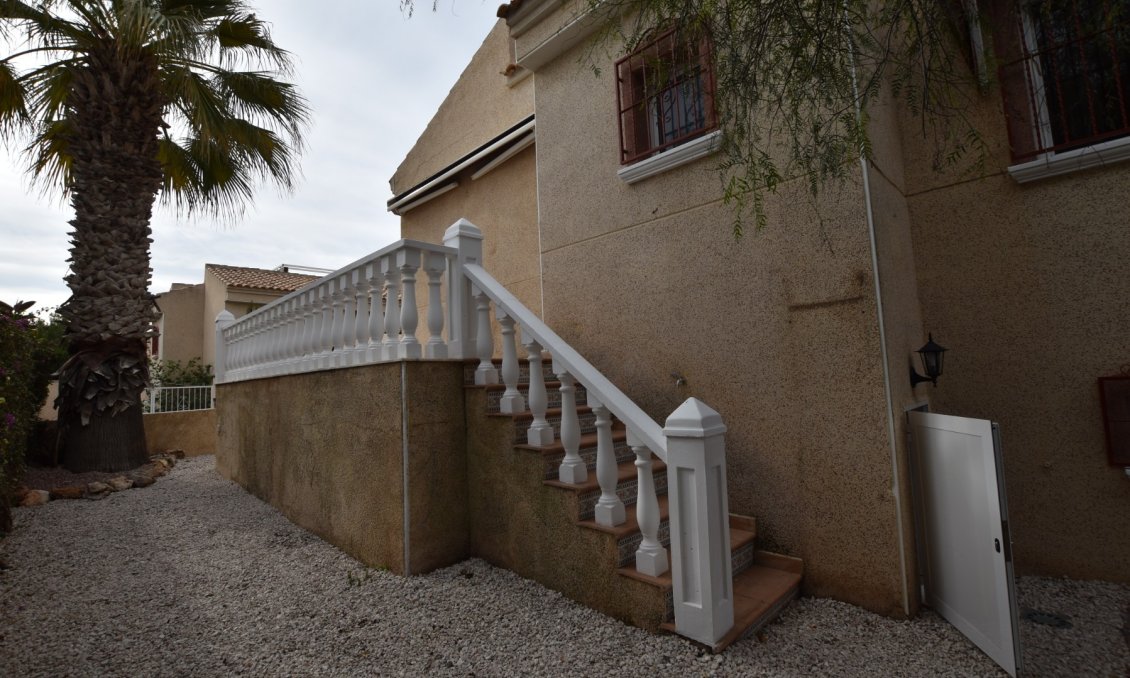 Segunda mano - Villa -
Algorfa - Inland