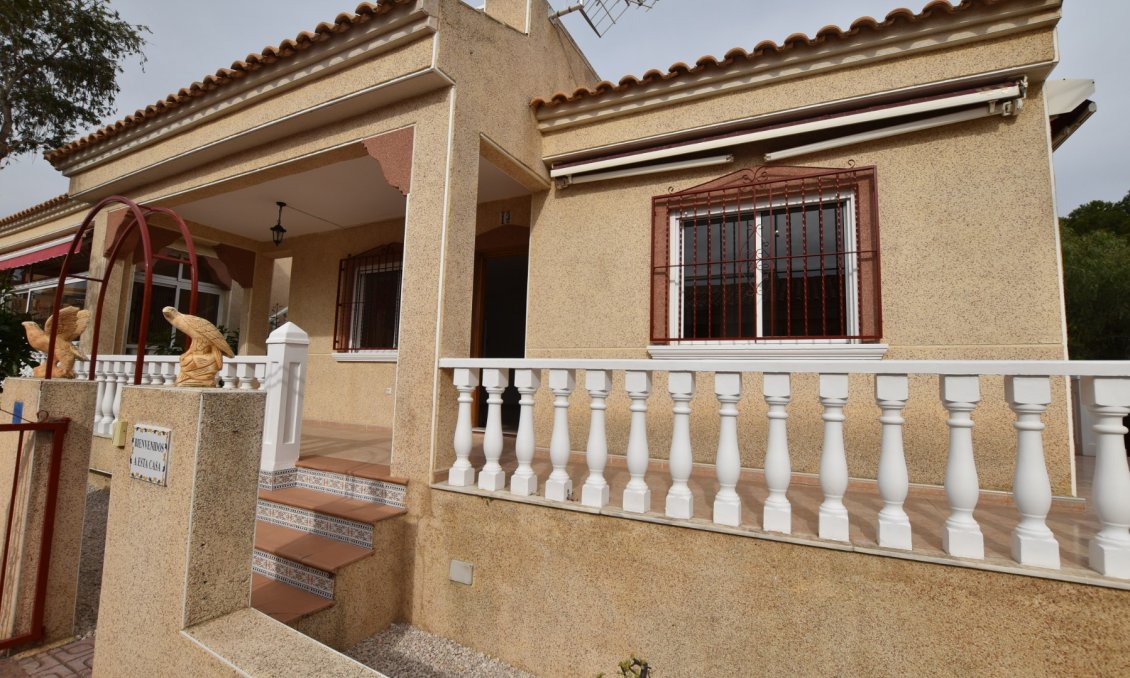 Segunda mano - Villa -
Algorfa - Inland