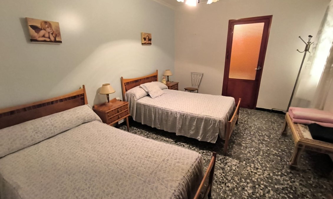 Segunda mano - Town House -
Yecla - Inland