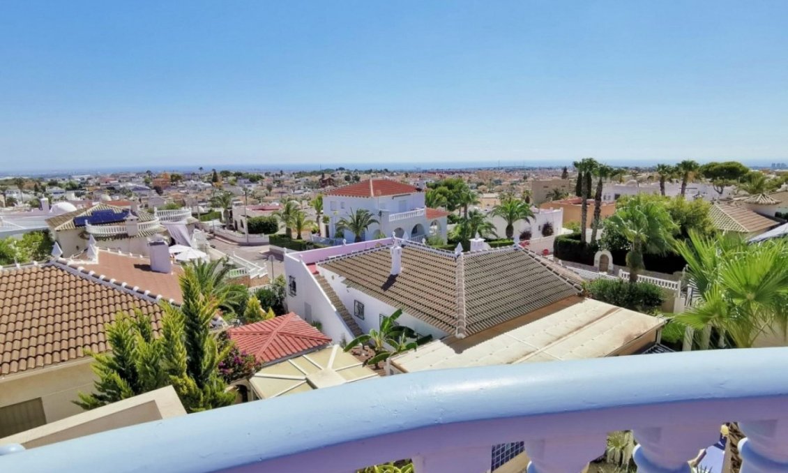 Segunda mano - Villa -
San Miguel de Salinas - Inland