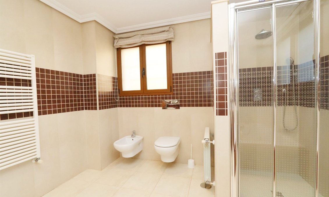 Wiederverkauf - Villa -
Altea - Costa Blanca