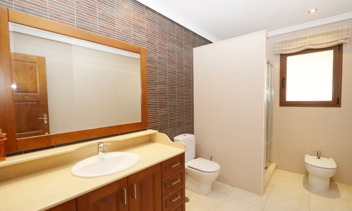 Wiederverkauf - Villa -
Altea - Costa Blanca