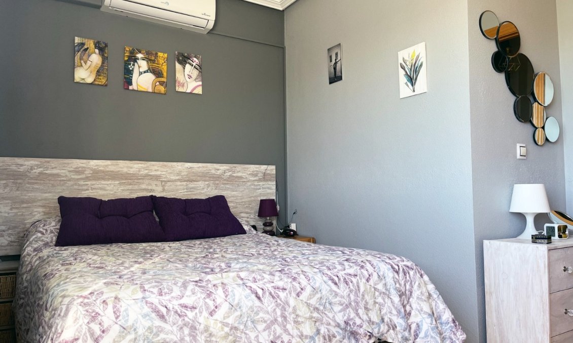 Wiederverkauf - Town House -
Torrevieja