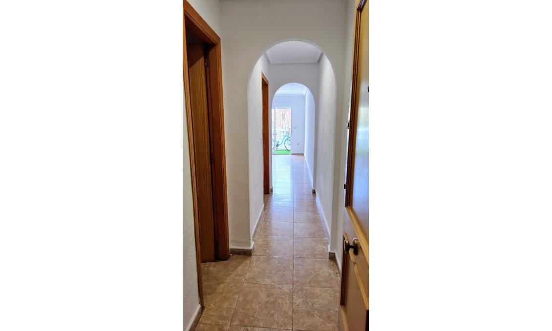 Wiederverkauf - Wohnung -
Torrevieja - Playa de los Locos