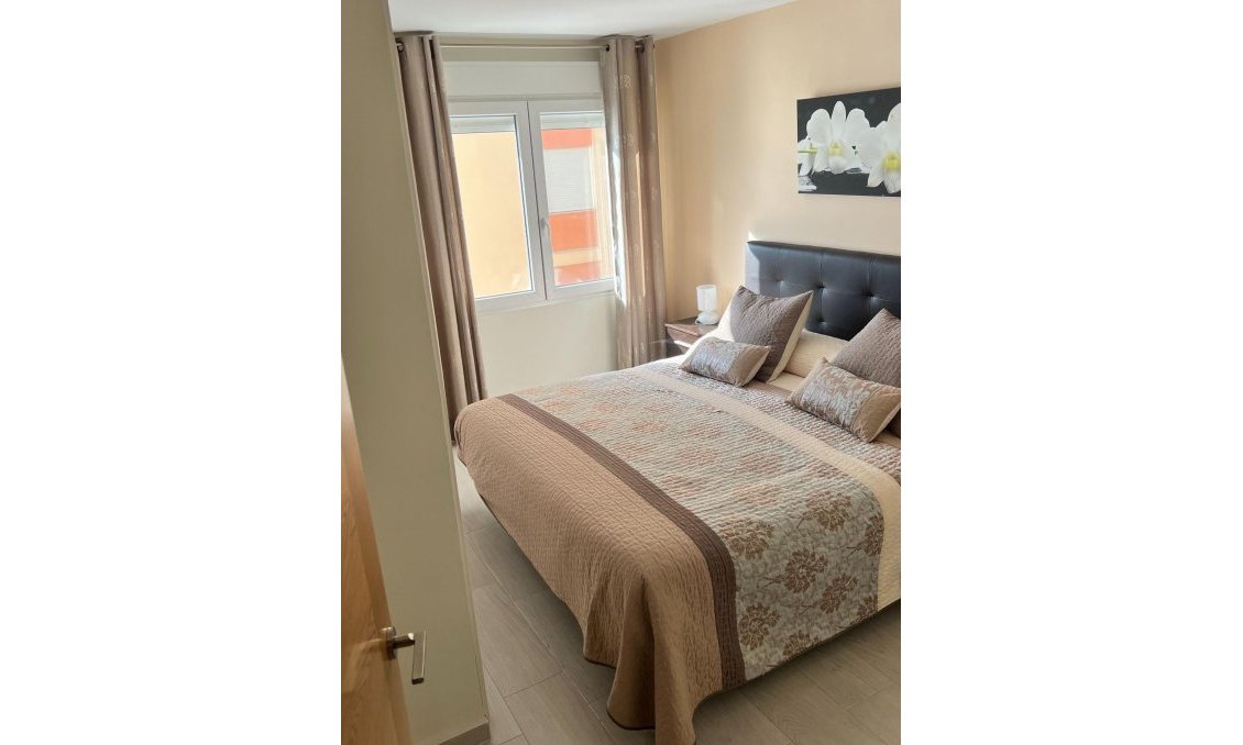 Segunda mano - Apartamento -
Torrevieja - Playa del Cura