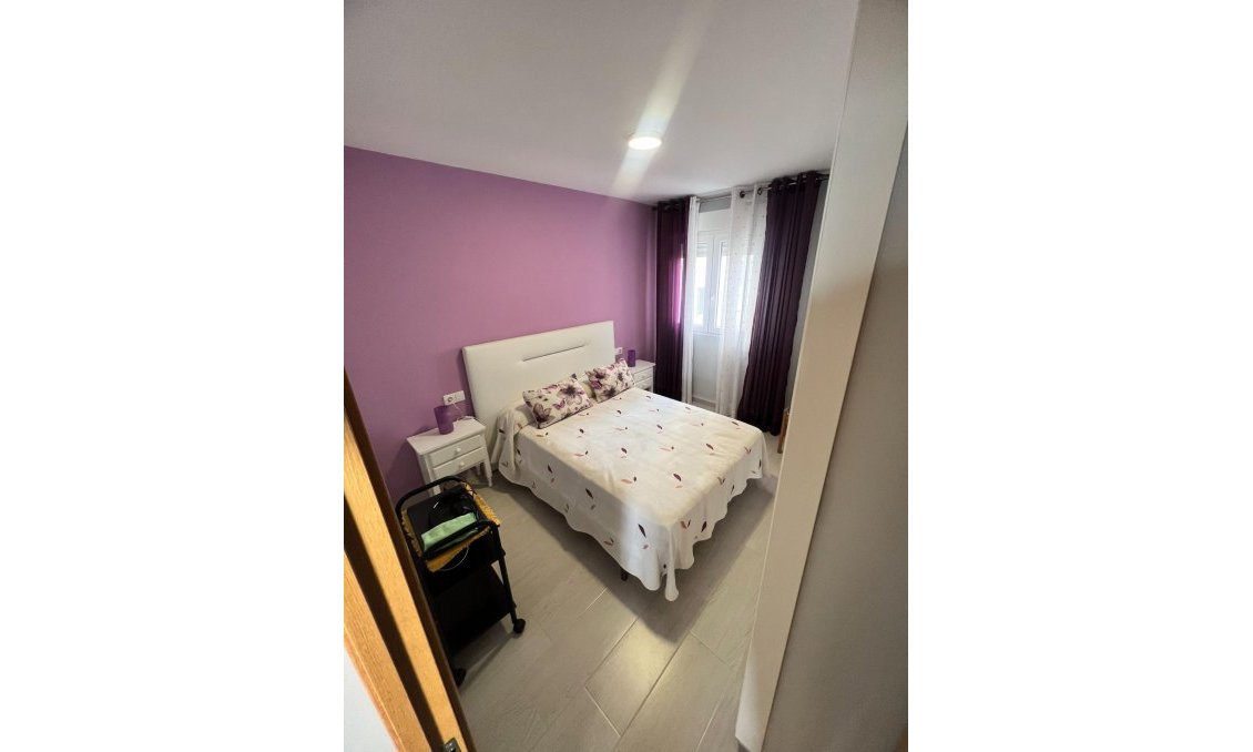 Segunda mano - Apartamento -
Torrevieja - Playa del Cura
