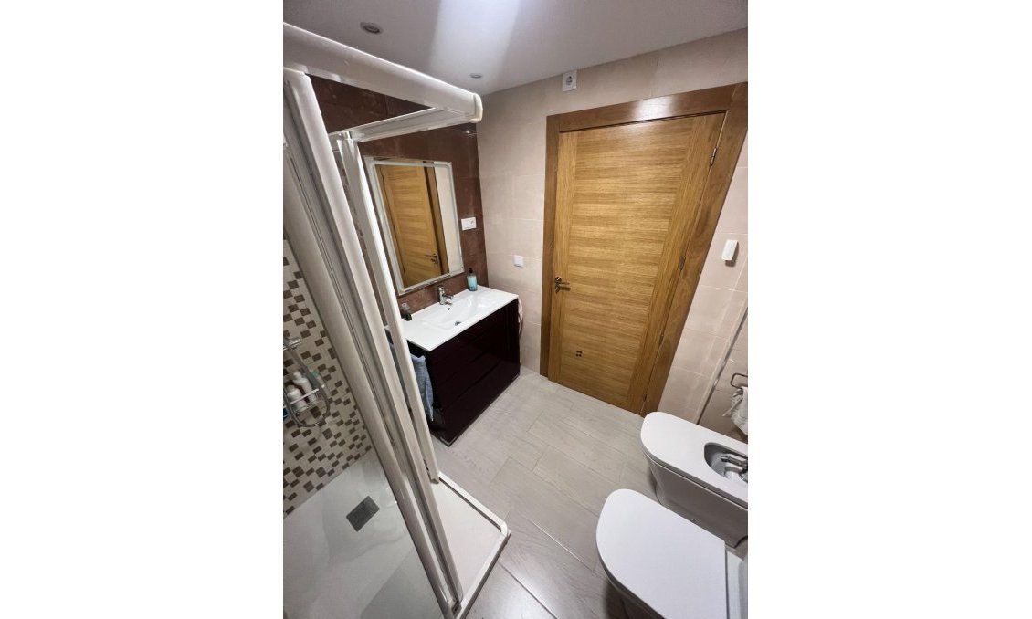 Segunda mano - Apartamento -
Torrevieja - Playa del Cura