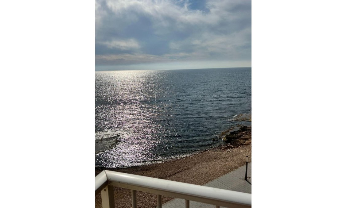 Segunda mano - Apartamento -
Torrevieja - Playa del Cura