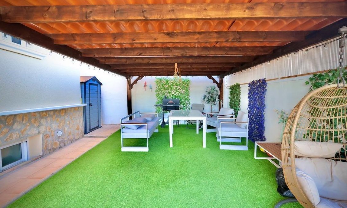 Segunda mano - Villa -
San Miguel de Salinas - Inland