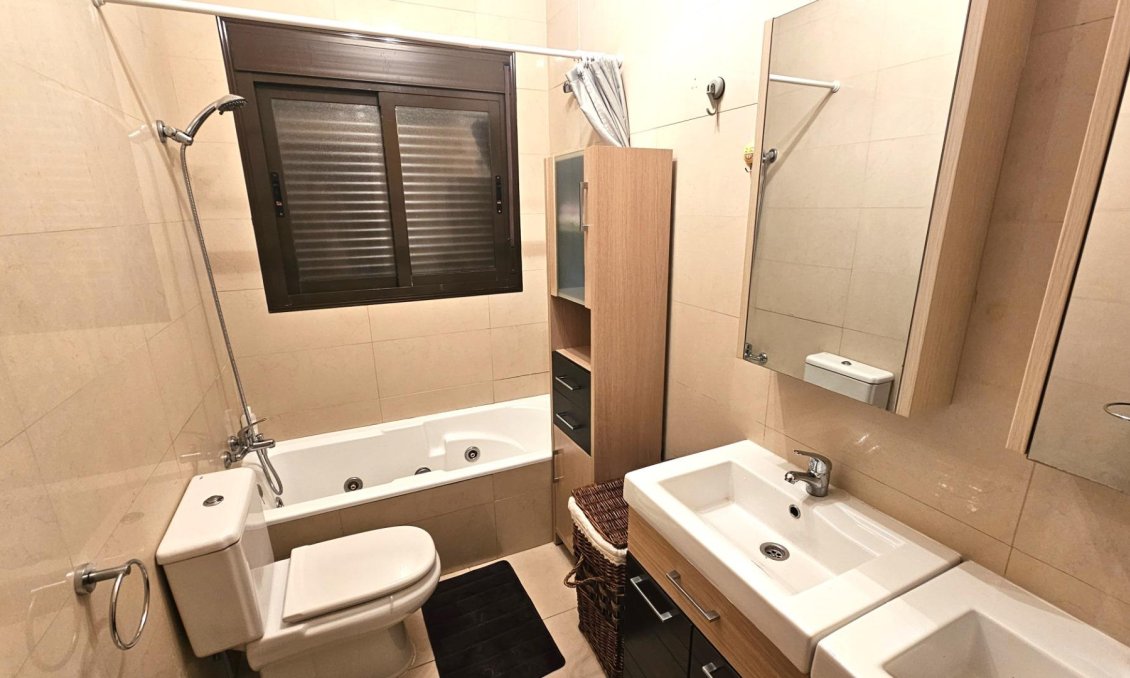 Segunda mano - Villa -
Ciudad Quesada - Costa Blanca Sur
