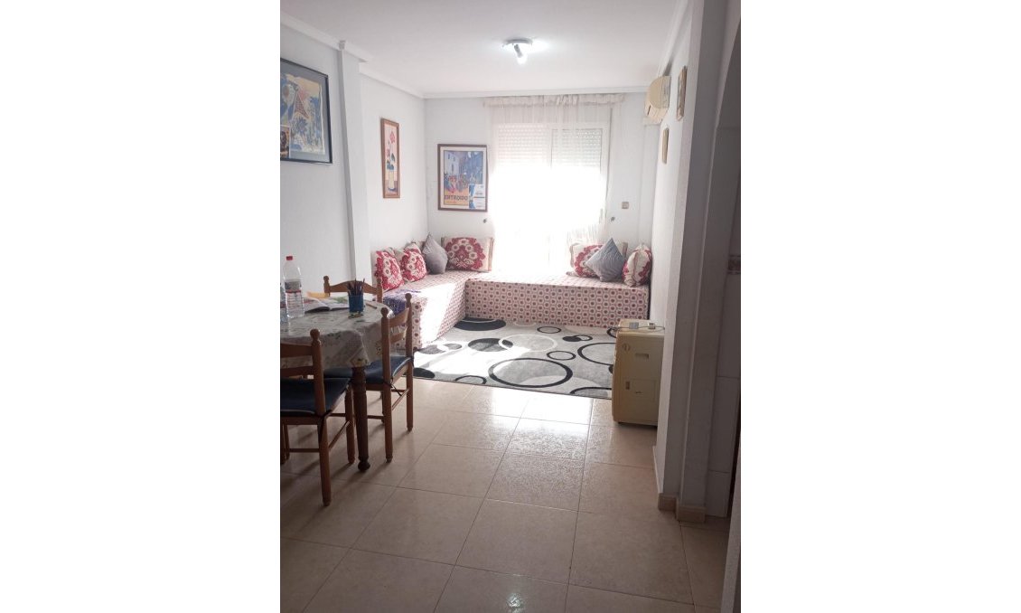 Revente - Attique -
Torrevieja
