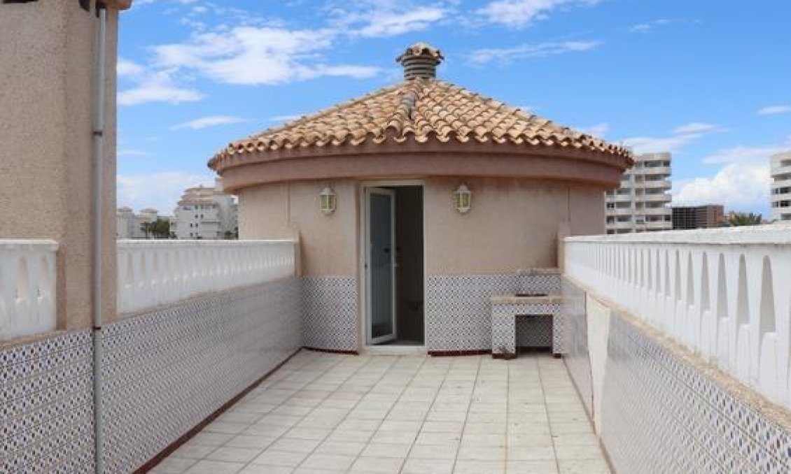 Resale - Villa -
La Manga del Mar Menor - Km 17