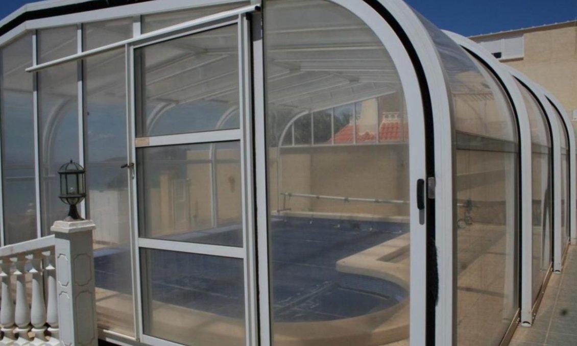 Resale - Villa -
La Manga del Mar Menor - Km 17