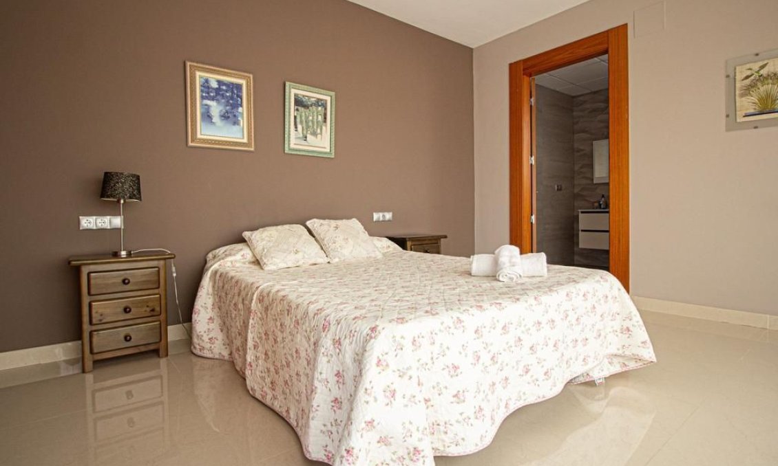 Segunda mano - Villa -
Alfas del Pí - Albir