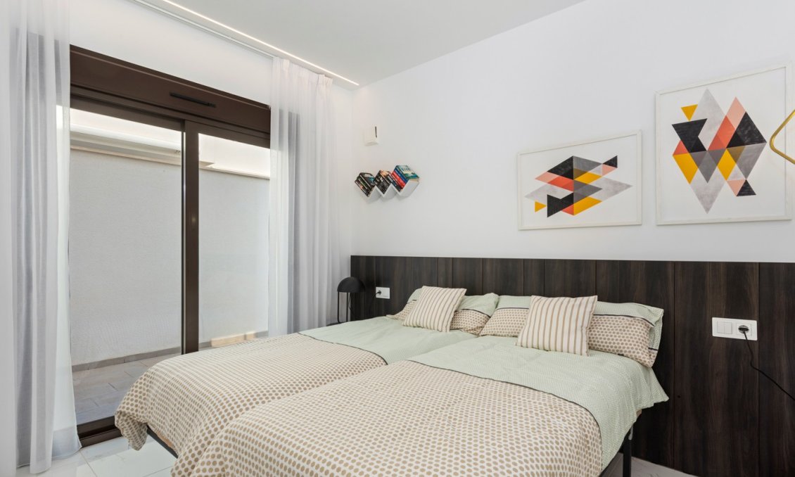 Segunda mano - Villa -
Pilar de la Horadada - Costa Blanca