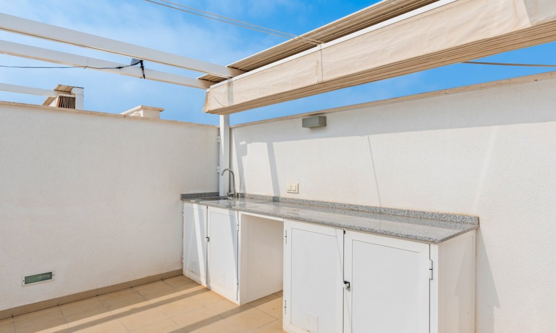 Segunda mano - Villa -
Pilar de la Horadada - Costa Blanca