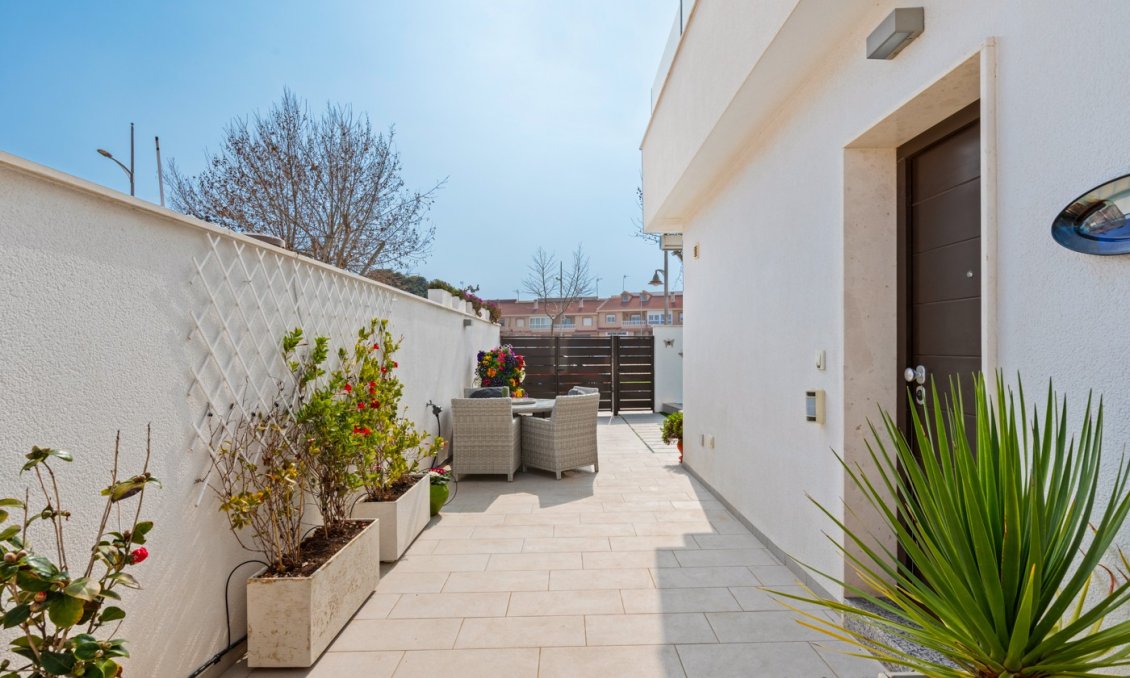 Segunda mano - Villa -
Pilar de la Horadada - Costa Blanca