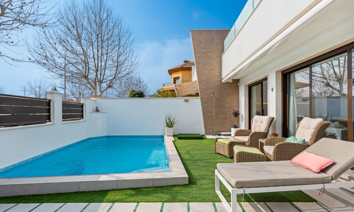 Segunda mano - Villa -
Pilar de la Horadada - Costa Blanca