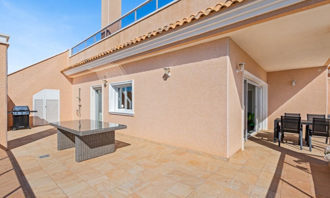 Segunda mano - Apartamento -
Villamartin - Costa Blanca