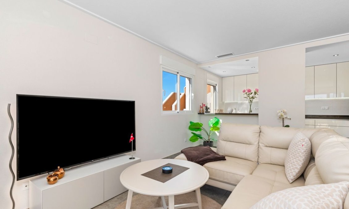 Segunda mano - Apartamento -
Villamartin - Costa Blanca