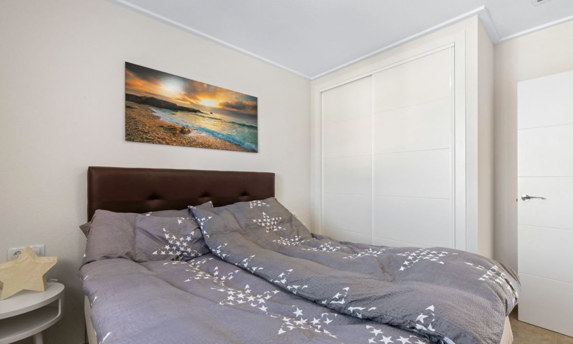 Segunda mano - Apartamento -
Villamartin - Costa Blanca