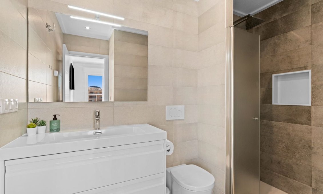 Segunda mano - Apartamento -
Villamartin - Costa Blanca