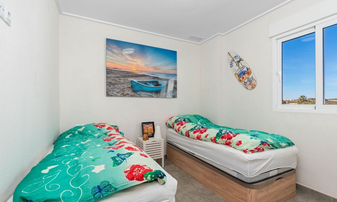 Segunda mano - Apartamento -
Villamartin - Costa Blanca