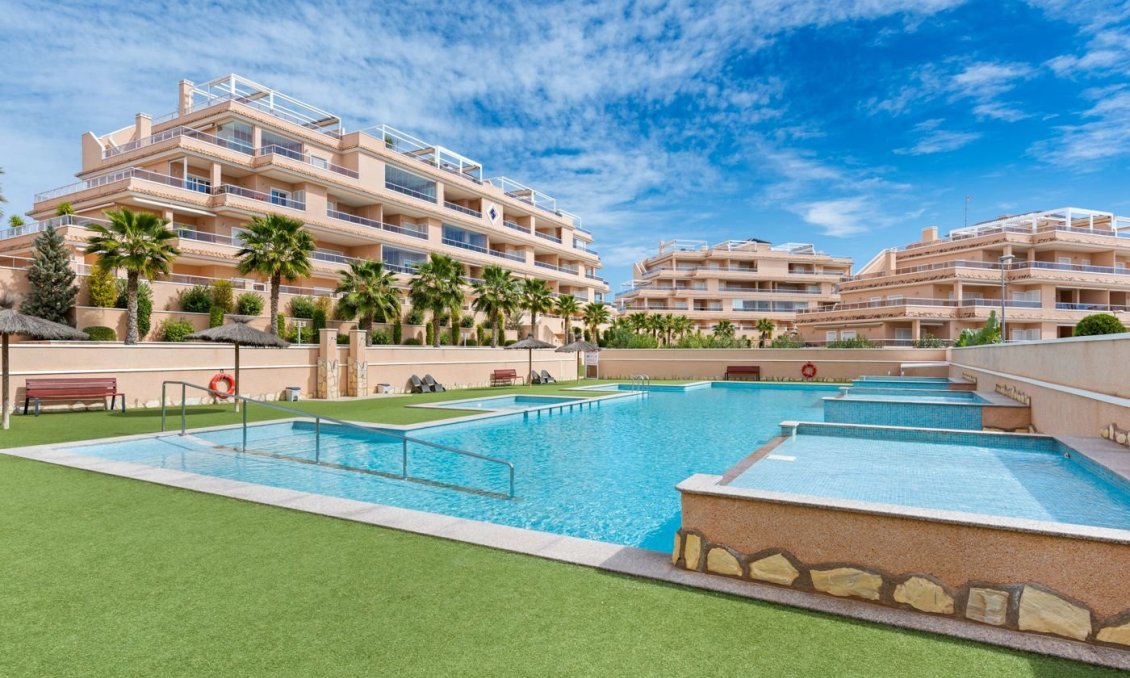Segunda mano - Apartamento -
Villamartin - Costa Blanca