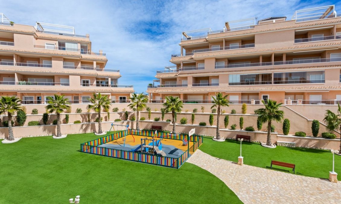 Segunda mano - Apartamento -
Villamartin - Costa Blanca