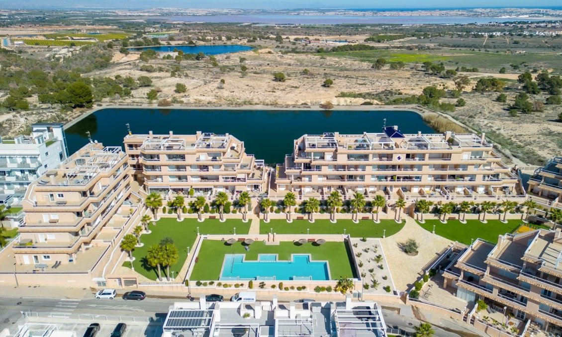 Segunda mano - Apartamento -
Villamartin - Costa Blanca